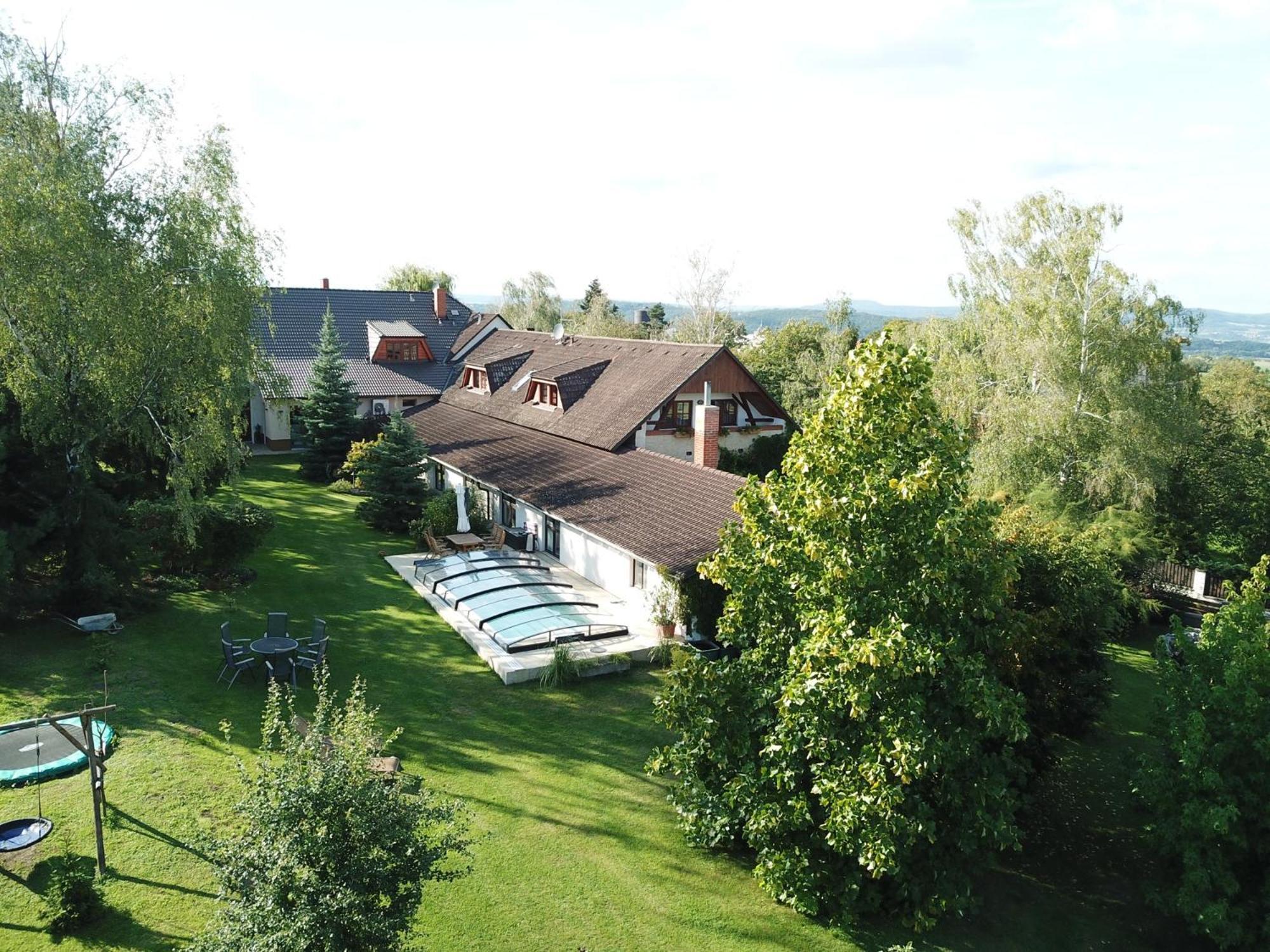 U Prejzku Lägenhet Lhotka  Exteriör bild